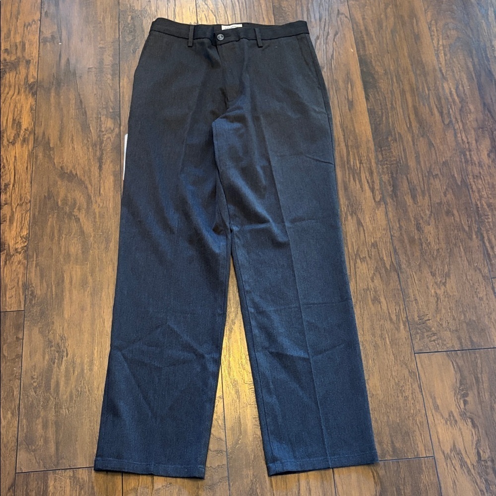 NWT Dockers Classic Fit Grey Pants 32x32 - Picture 2 of 6